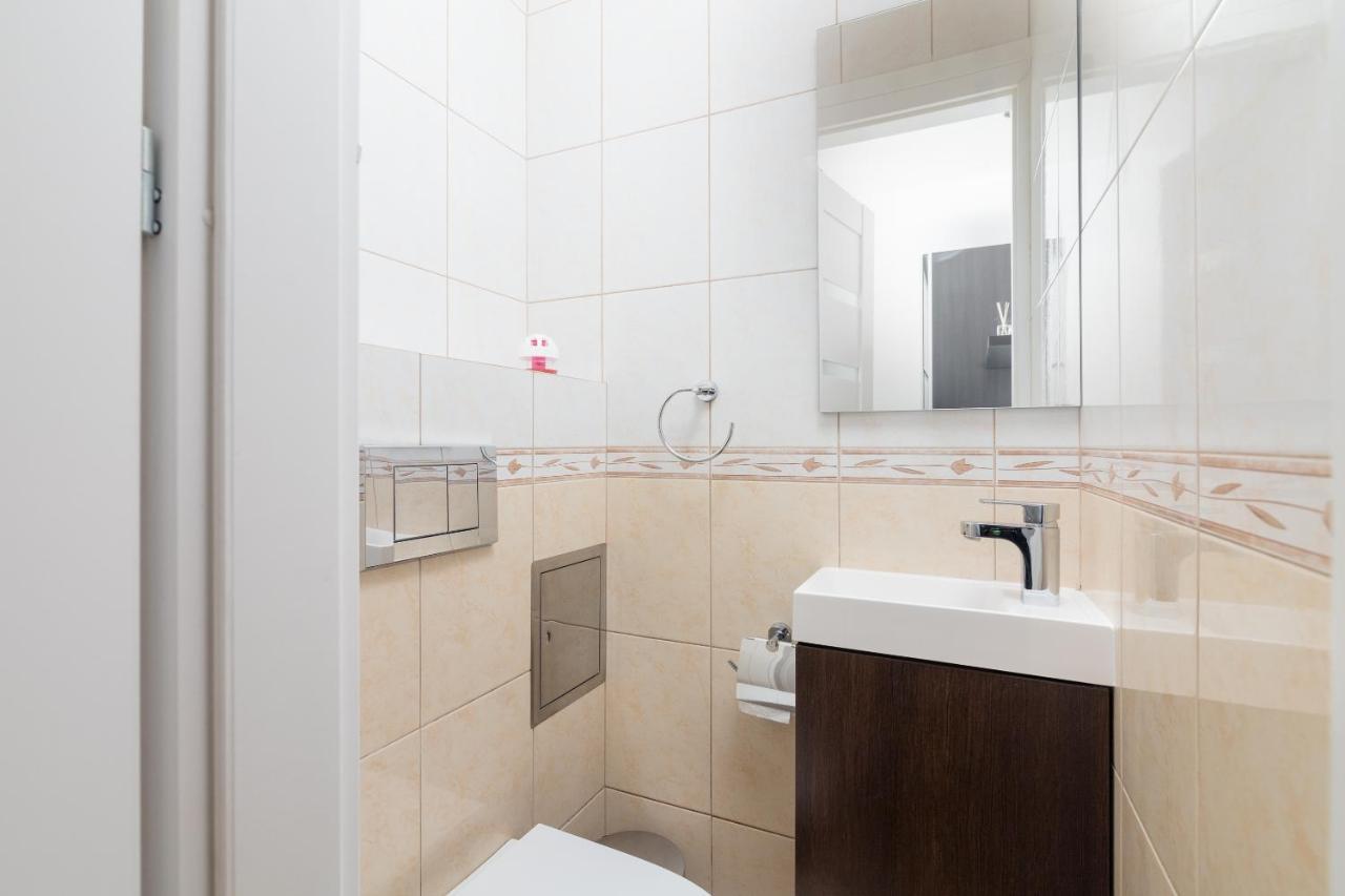 Chmielna City View Studio Apartment Warsaw Exterior photo